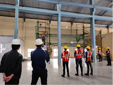 来日卒業生密着ドキュメンタリー「家族の期待を背に」を公開しました。